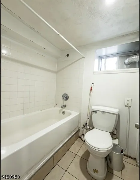 127 Hussa St Linden City, NJ 07036