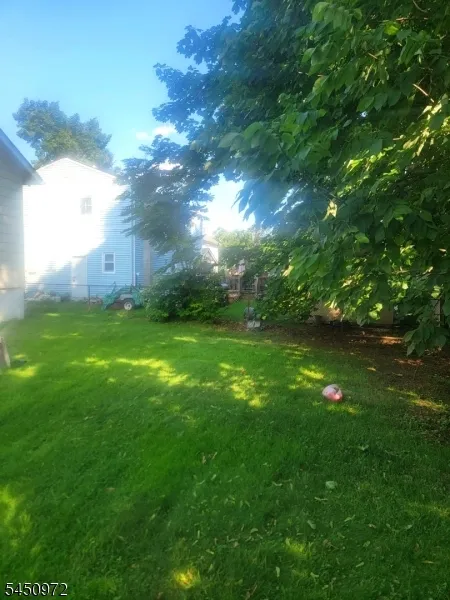 148 Pineview Ter Plainfield City, NJ 07062