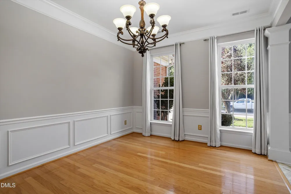 611 Sherwood Forest Place Cary, NC 27519