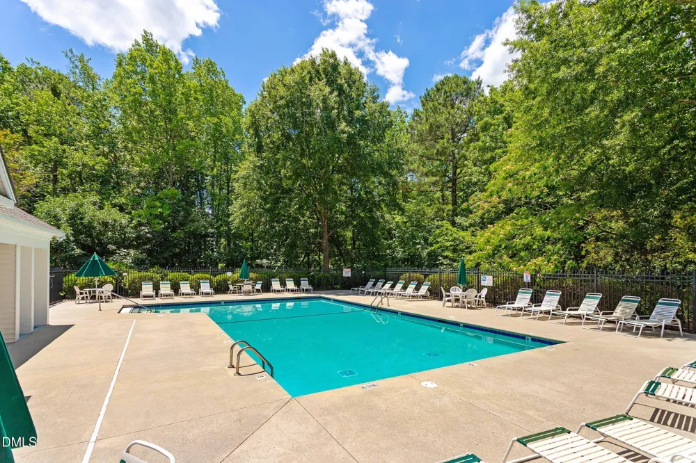 611 Sherwood Forest Place Cary, NC 27519