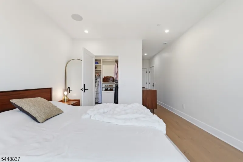 227 4th St #402 Unit 402 Jersey City, NJ 07302