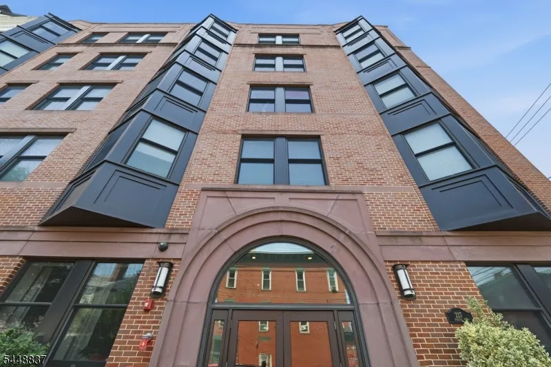 227 4th St #402 Unit 402 Jersey City, NJ 07302