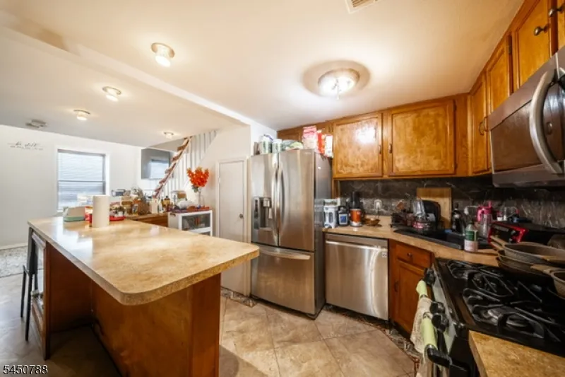 16 Jacques Street #21 Unit 21 Elizabeth City, NJ 07201