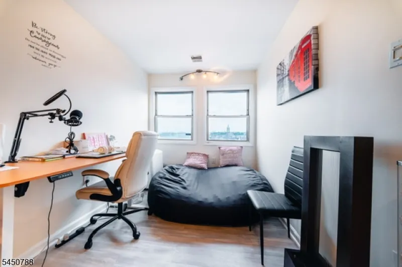16 Jacques Street #21 Unit 21 Elizabeth City, NJ 07201