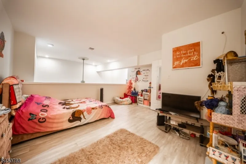 16 Jacques Street #21 Unit 21 Elizabeth City, NJ 07201