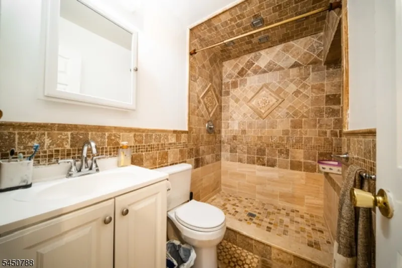 16 Jacques Street #21 Unit 21 Elizabeth City, NJ 07201
