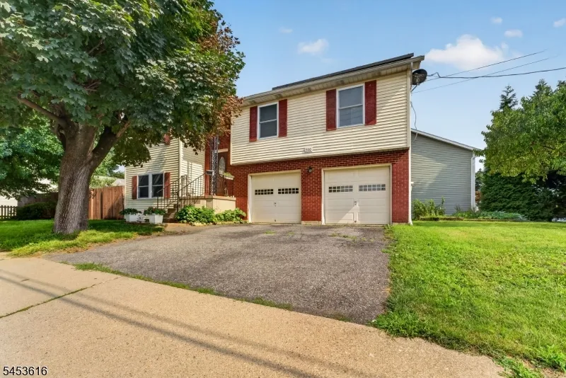 360 Congress St Phillipsburg Town, NJ 08865