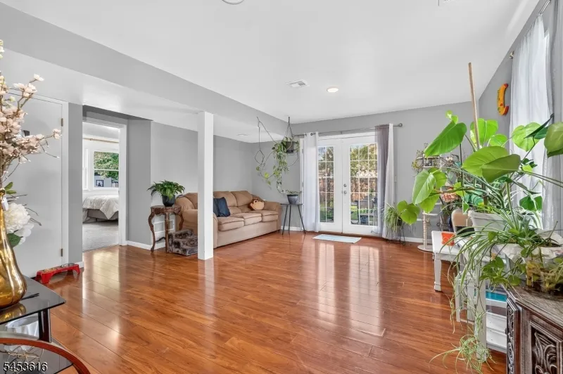 360 Congress St Phillipsburg Town, NJ 08865