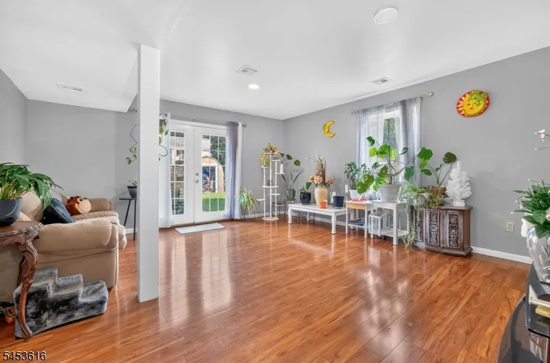360 Congress St Phillipsburg Town, NJ 08865