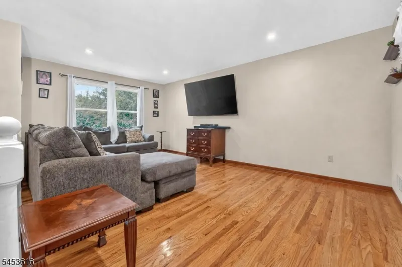 360 Congress St Phillipsburg Town, NJ 08865