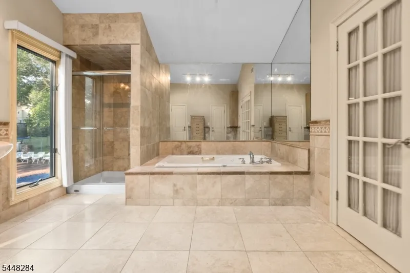 8 Cracco Ln Wayne, NJ 07470