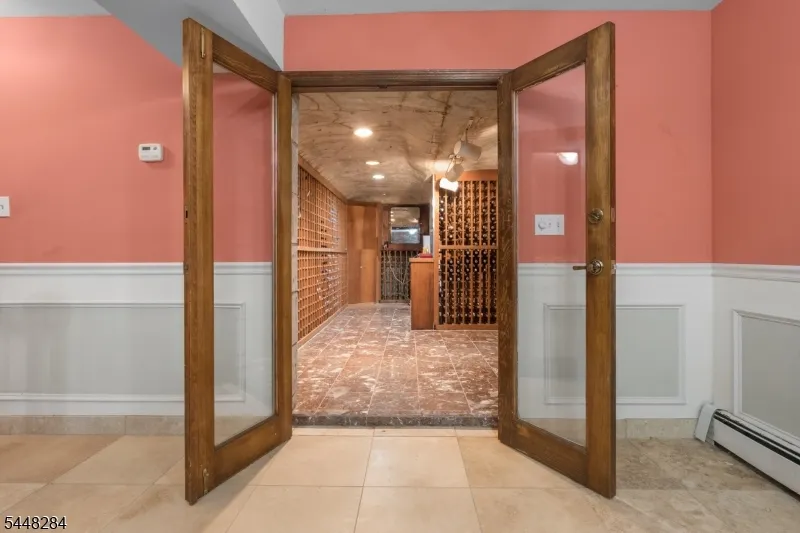 8 Cracco Ln Wayne, NJ 07470