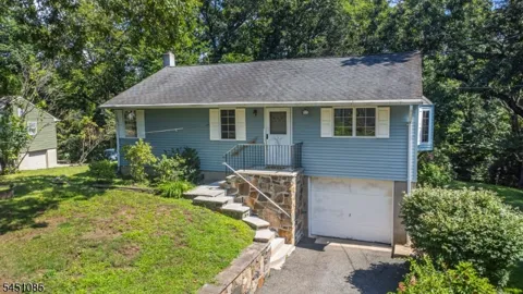 15 Wynding Way