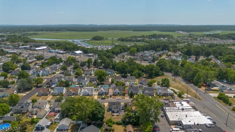 196 Gabriel Ter Sayreville, NJ 08879
