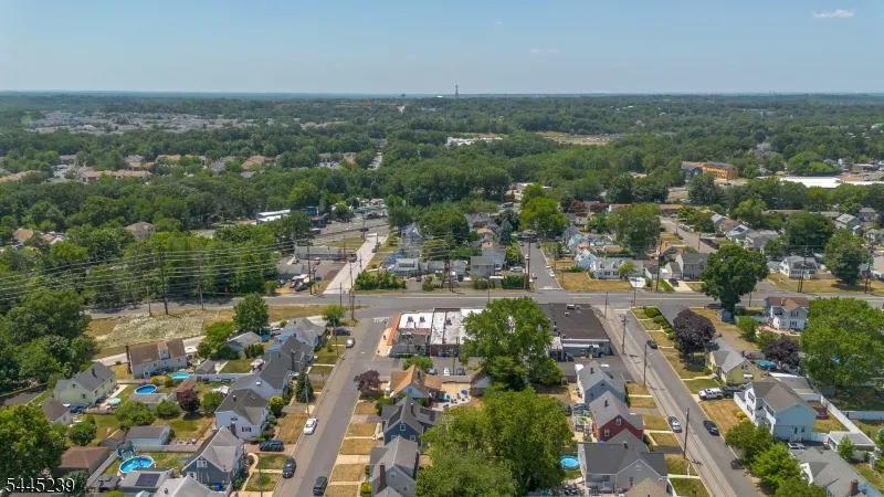 196 Gabriel Ter Sayreville, NJ 08879