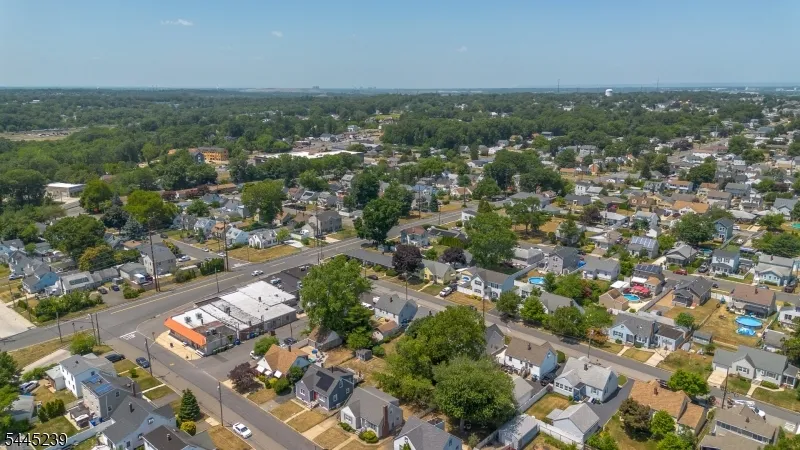 196 Gabriel Ter Sayreville, NJ 08879