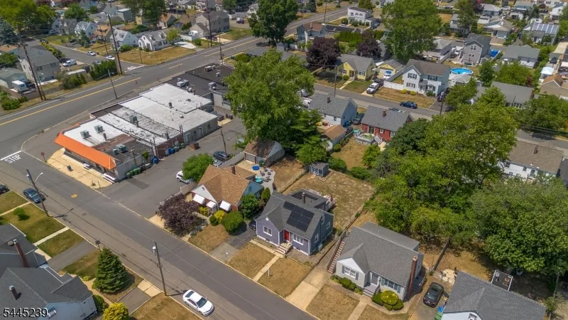 196 Gabriel Ter Sayreville, NJ 08879