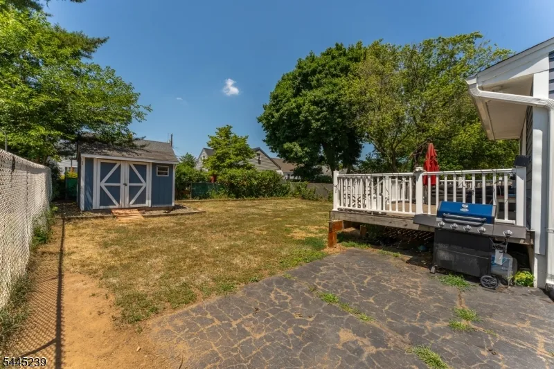 196 Gabriel Ter Sayreville, NJ 08879
