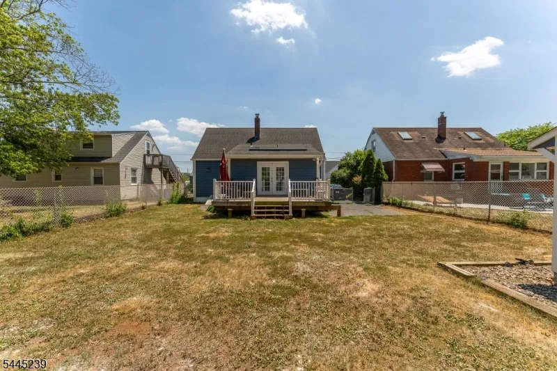196 Gabriel Ter Sayreville, NJ 08879