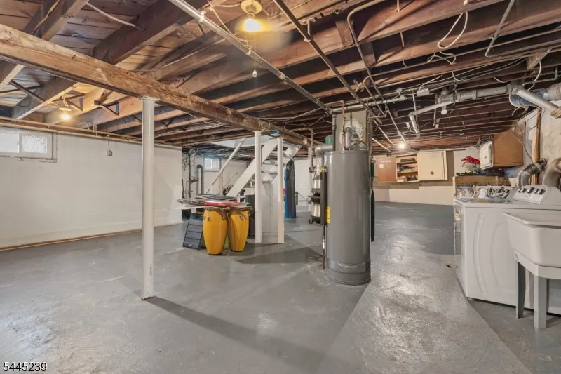 196 Gabriel Ter Sayreville, NJ 08879