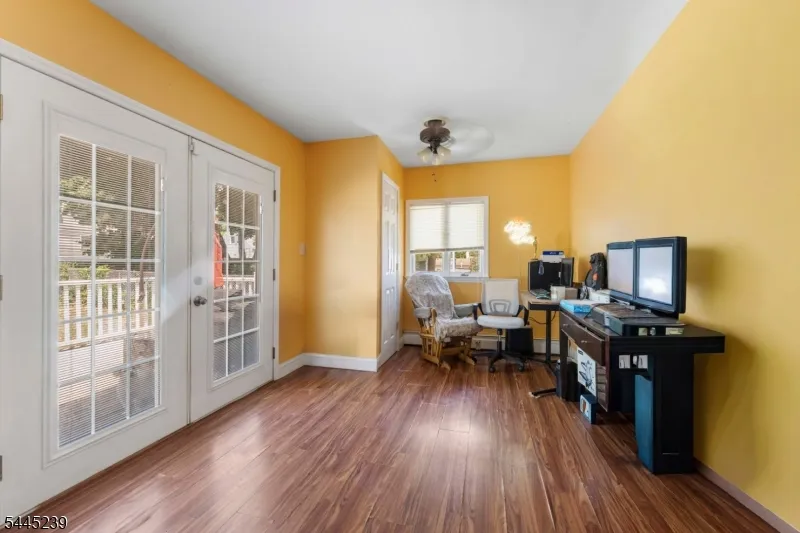196 Gabriel Ter Sayreville, NJ 08879