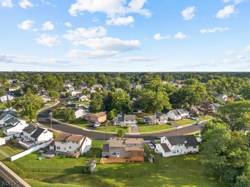 21 Starlit Dr Middlesex, NJ 08846