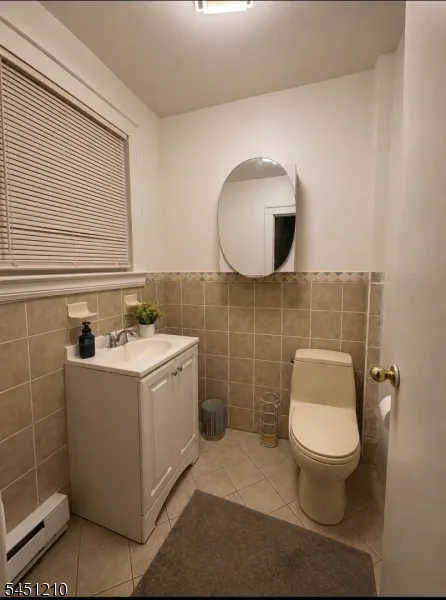 81 Delmar Pl Irvington, NJ 07111