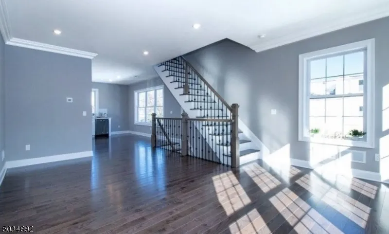 112 Cacciola Pl #A Unit A Westfield Town, NJ 07090