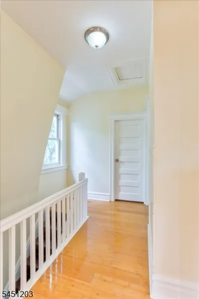 31 Voorhees St Newark City, NJ 07108