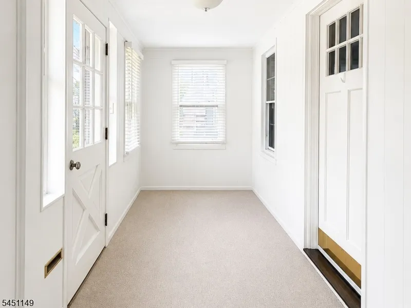 11 Van Dyke Pl Summit City, NJ 07901