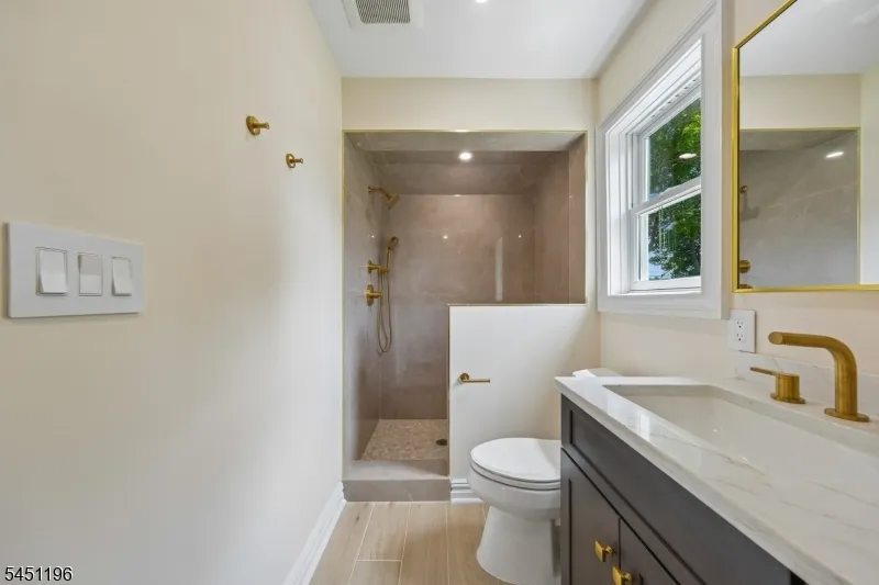 63 Port Colden Rd #1 Unit 1 Washington, NJ 07882