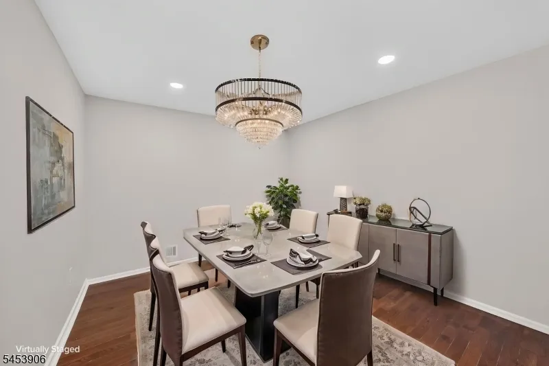 1004 Bayley Ct Bridgewater, NJ 08807