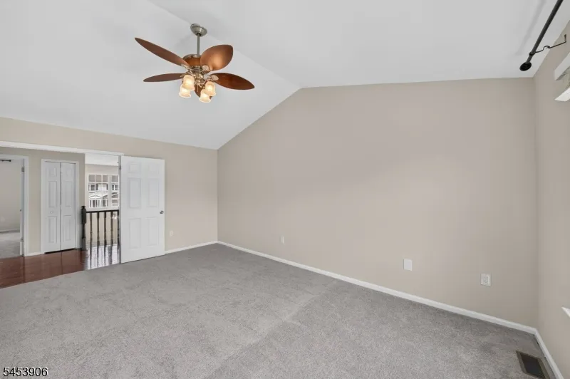 1004 Bayley Ct Bridgewater, NJ 08807