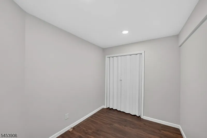 1004 Bayley Ct Bridgewater, NJ 08807