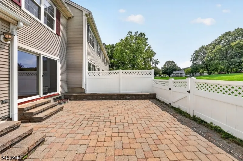 1004 Bayley Ct Bridgewater, NJ 08807