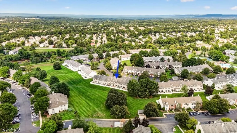 1004 Bayley Ct Bridgewater, NJ 08807