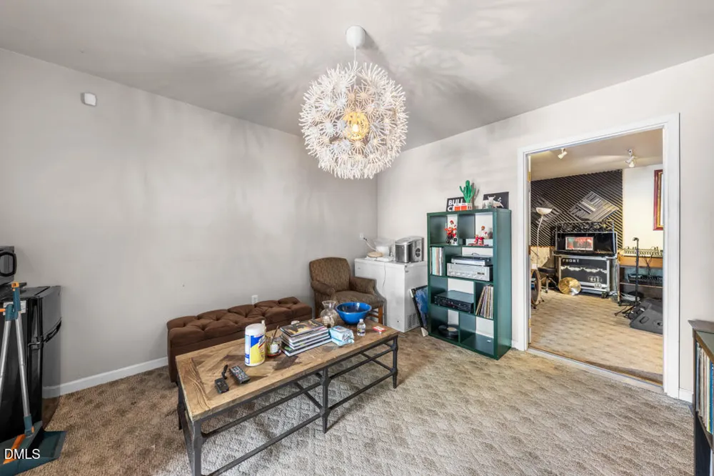 921 Midway Avenue Durham, NC 27703