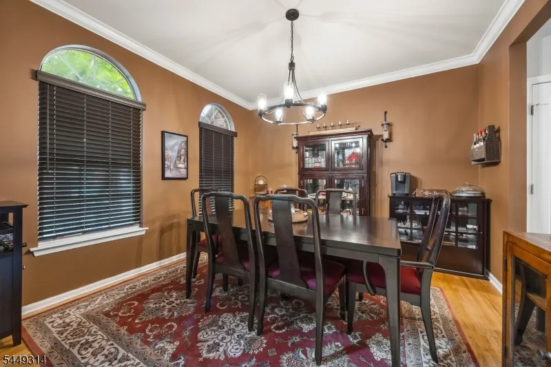 208 Yvonne Way Greenwich, NJ 08886