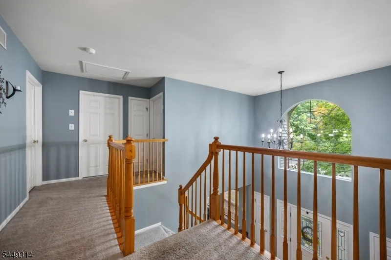 208 Yvonne Way Greenwich, NJ 08886