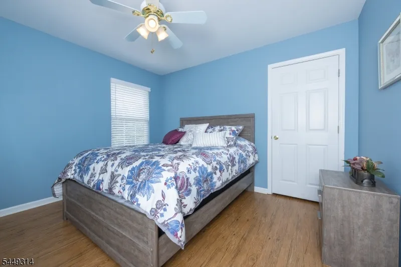 208 Yvonne Way Greenwich, NJ 08886