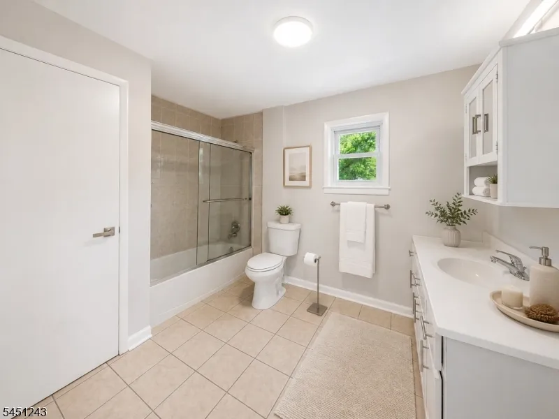 1746 Elk St Piscataway, NJ 08854