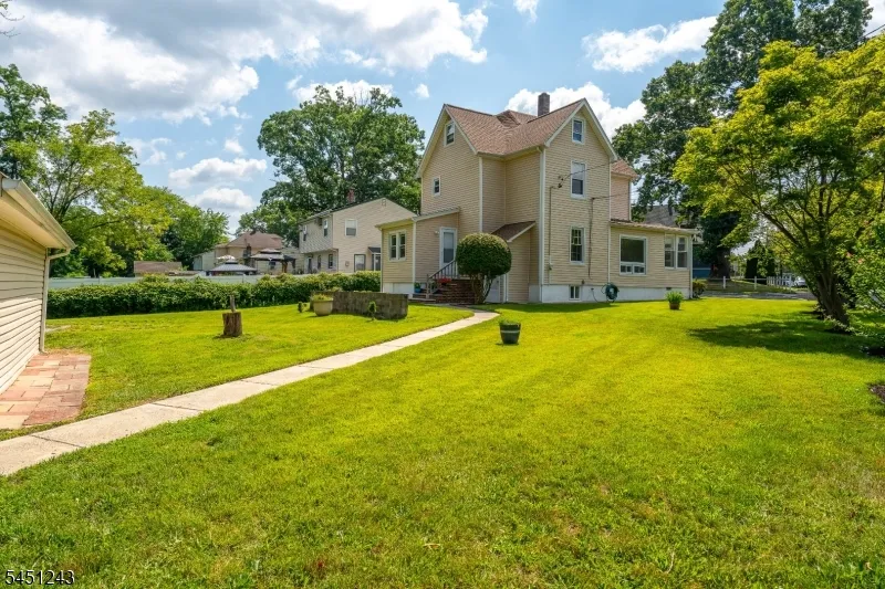 1746 Elk St Piscataway, NJ 08854
