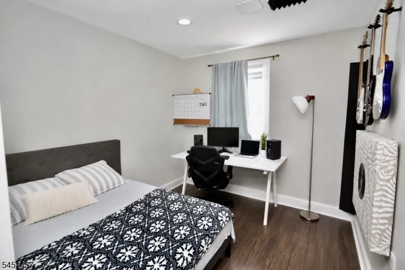 338 Delmore Ave South Plainfield, NJ 07080