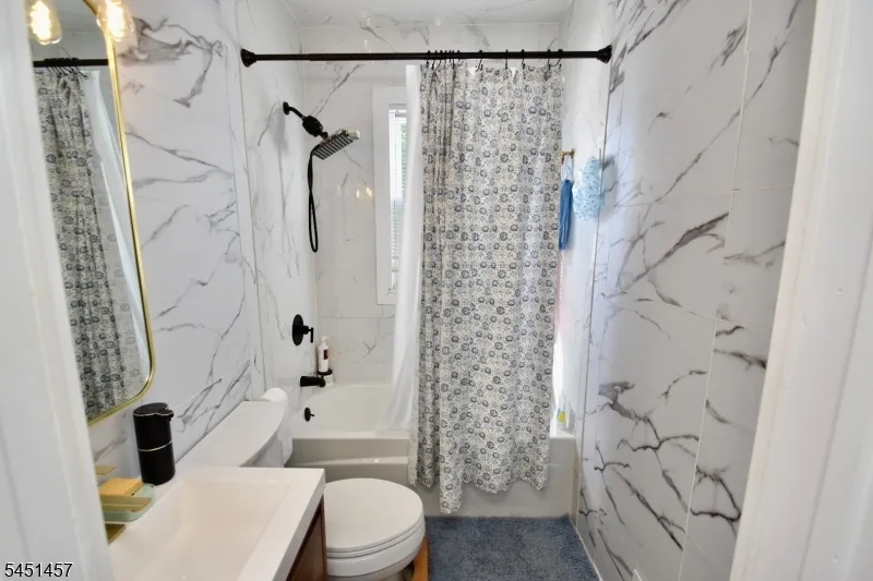 338 Delmore Ave South Plainfield, NJ 07080