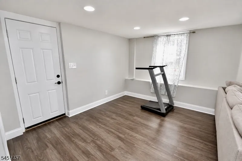 338 Delmore Ave South Plainfield, NJ 07080