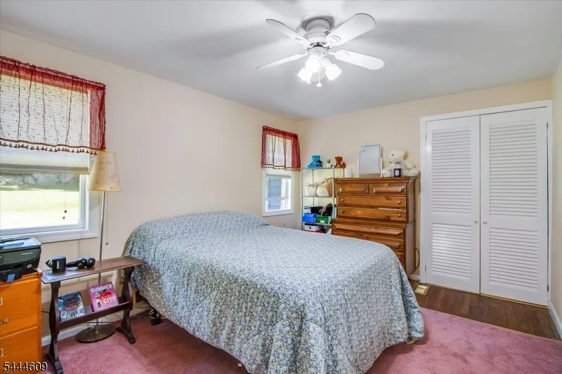 54 Oslo Dr Rockaway, NJ 07866