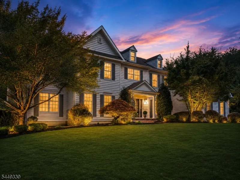 4 Middlesworth Farm Rd Washington, NJ 07853