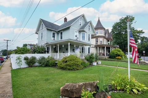 21 N Lincoln Ave
