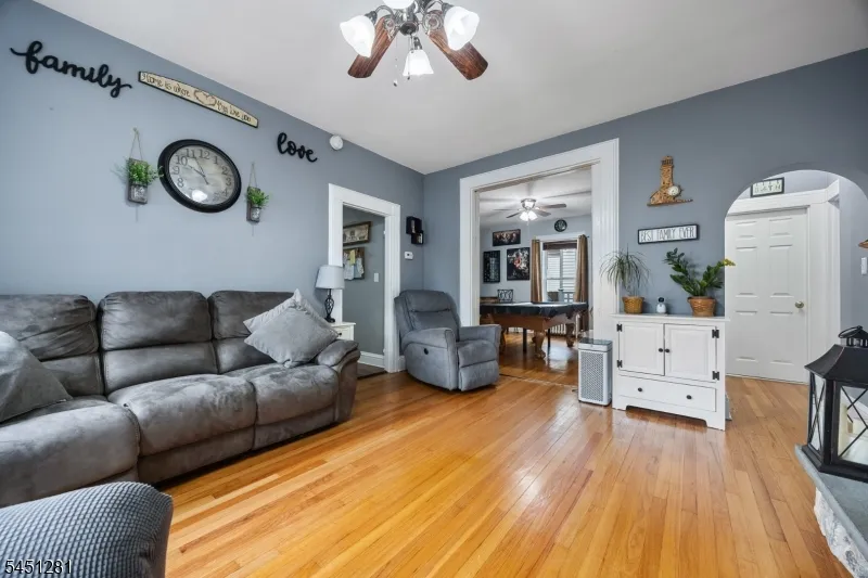 21 N Lincoln Ave Washington, NJ 07882