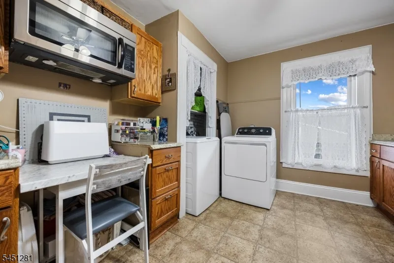 21 N Lincoln Ave Washington, NJ 07882